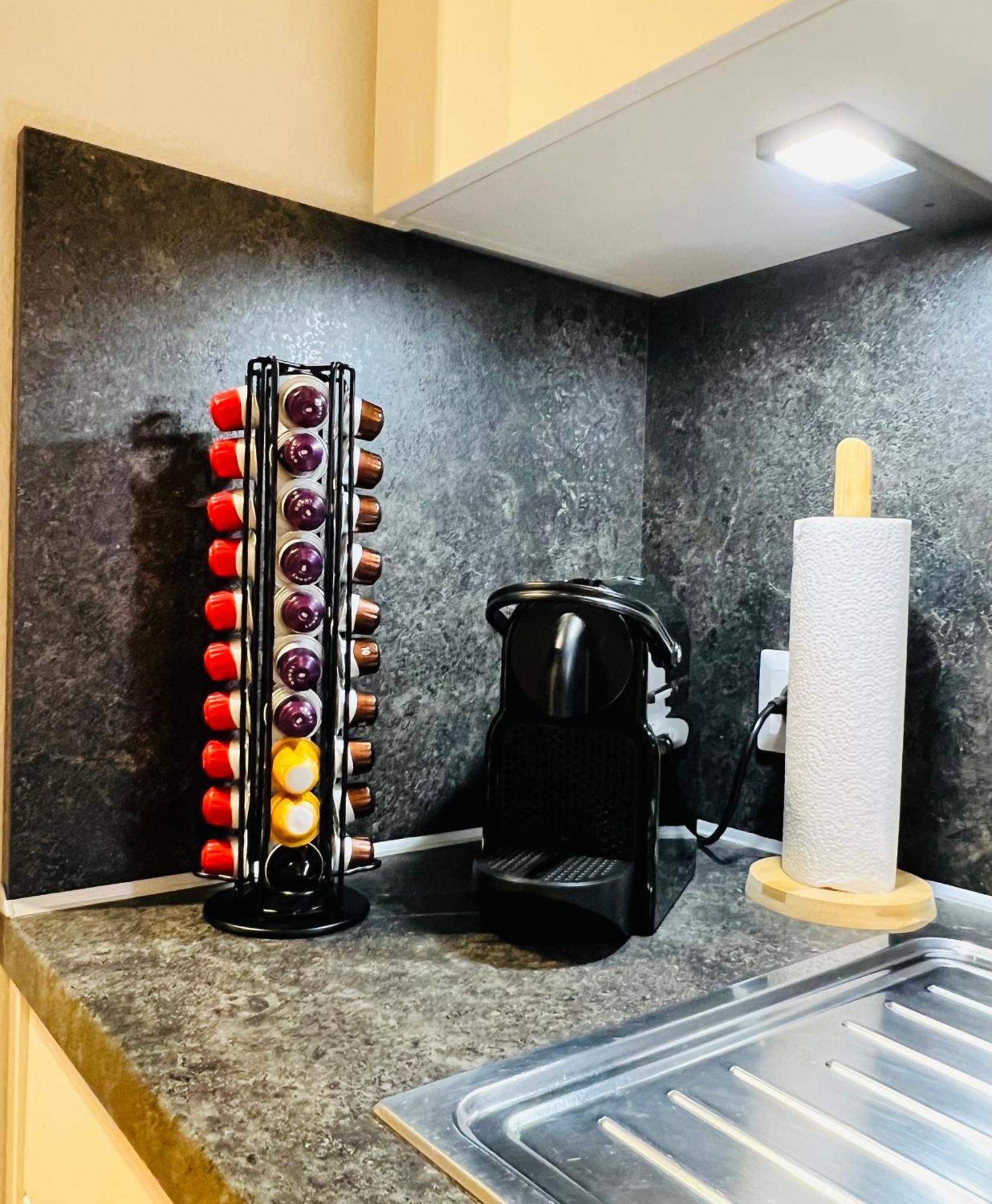 Stylish Apartment Naehe Hbf-Tiefgarage-Lift Hannover Bagian luar foto
