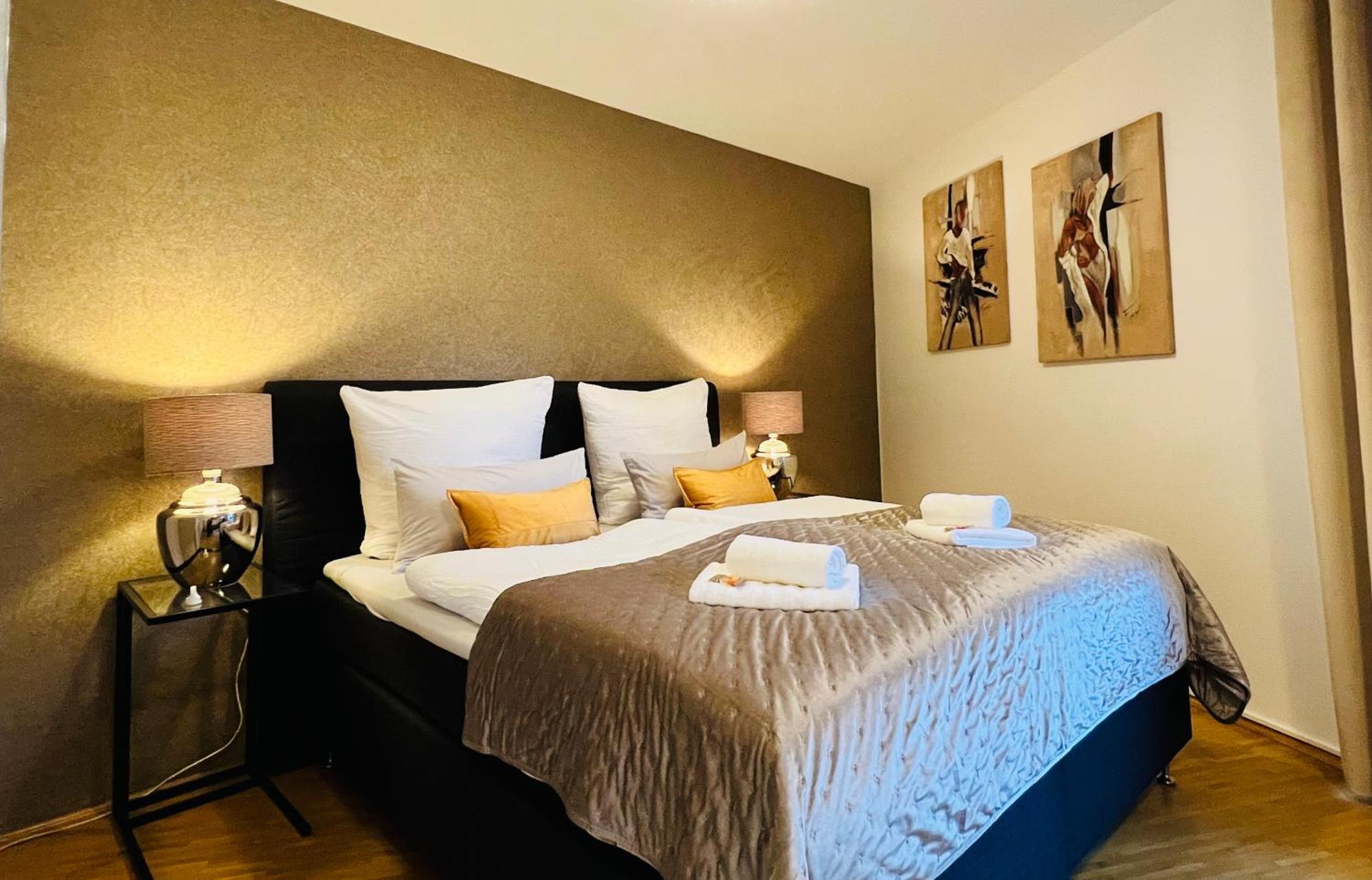 Stylish Apartment Naehe Hbf-Tiefgarage-Lift Hannover Bagian luar foto