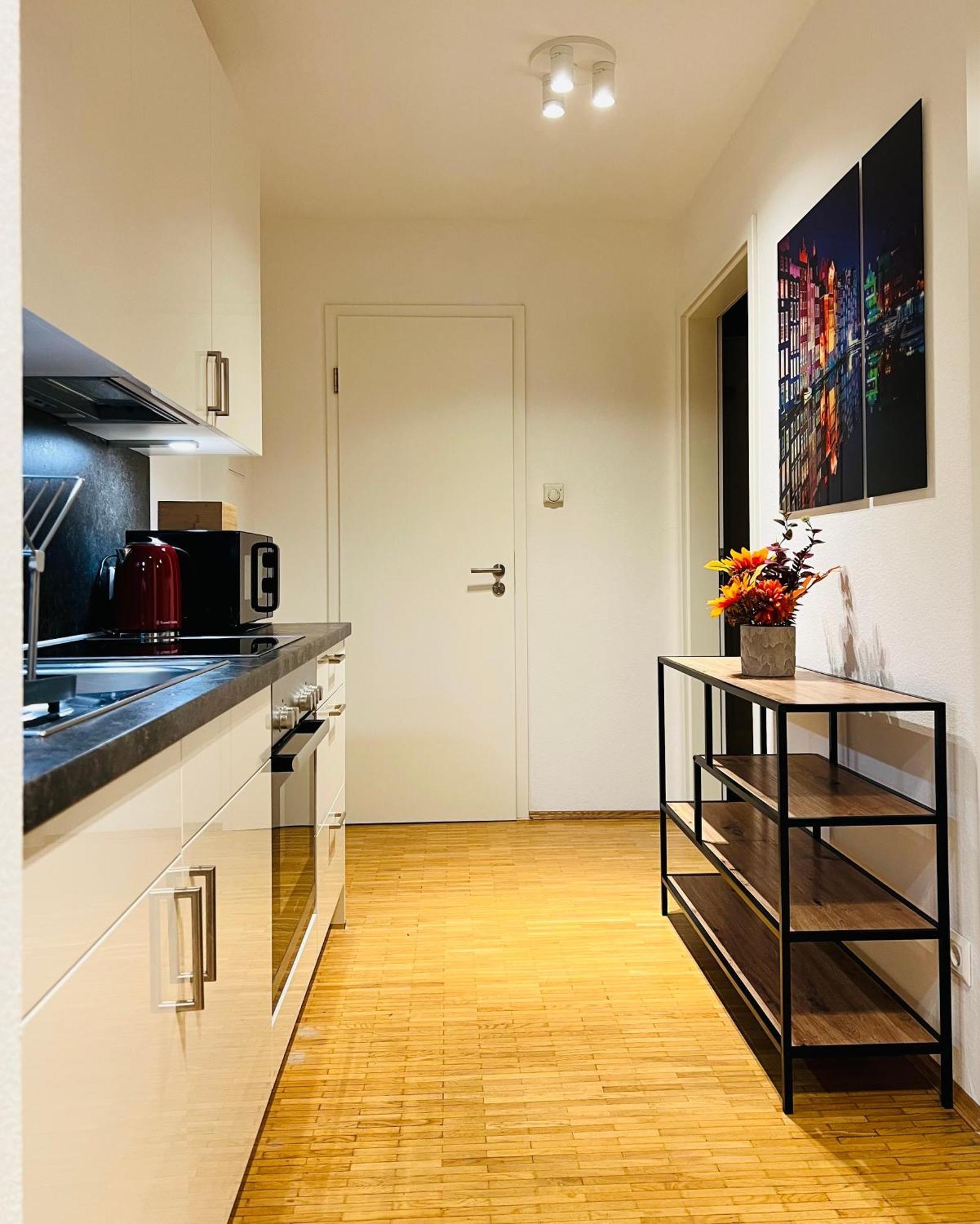 Stylish Apartment Naehe Hbf-Tiefgarage-Lift Hannover Bagian luar foto