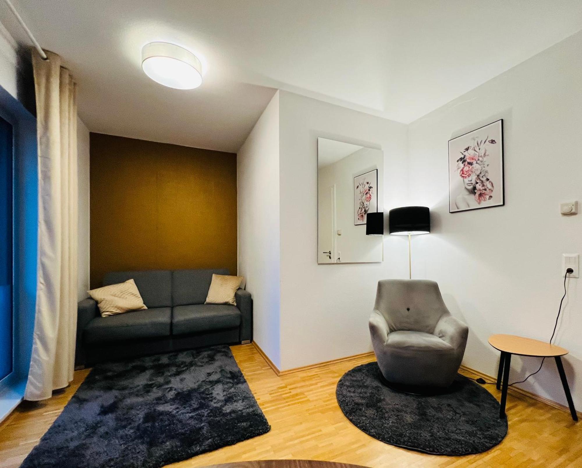 Stylish Apartment Naehe Hbf-Tiefgarage-Lift Hannover Bagian luar foto