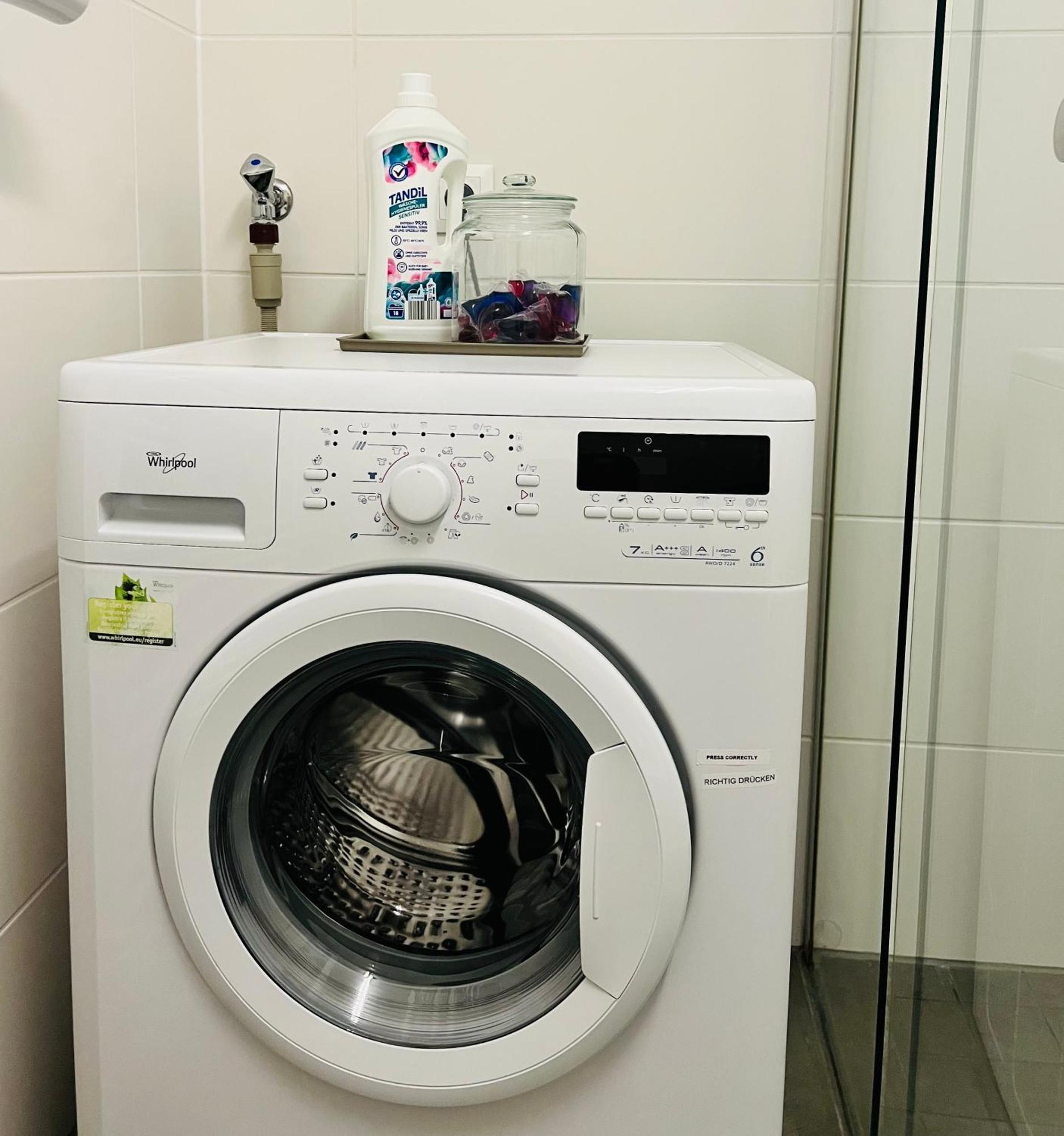 Stylish Apartment Naehe Hbf-Tiefgarage-Lift Hannover Bagian luar foto
